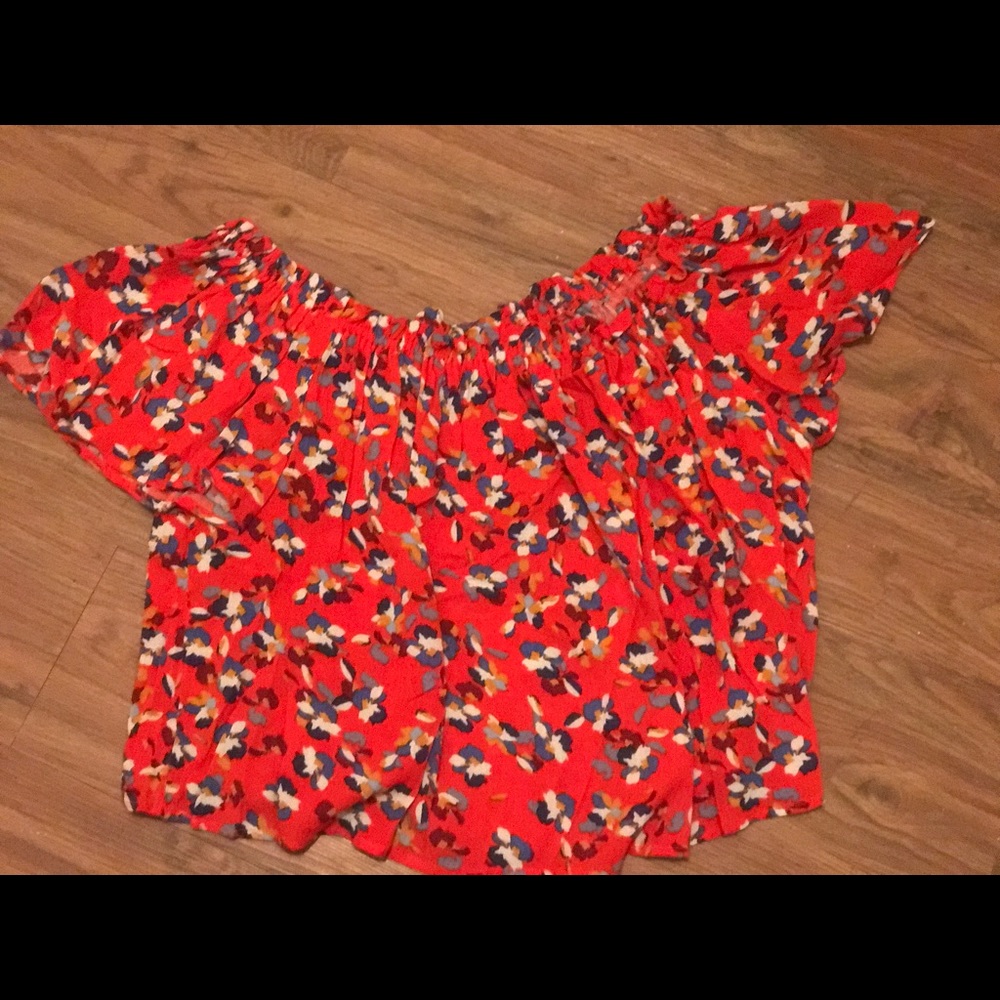 Cold shoulder orange top